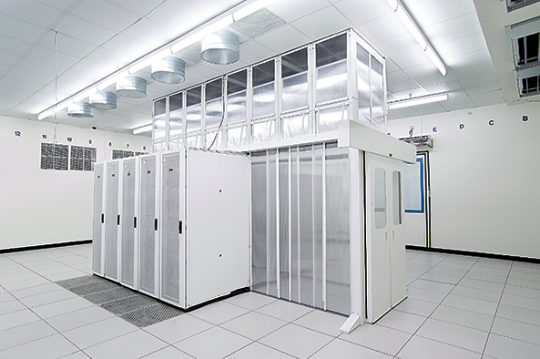 Image of a data center to showcase Panduit's SmartZone monitoring